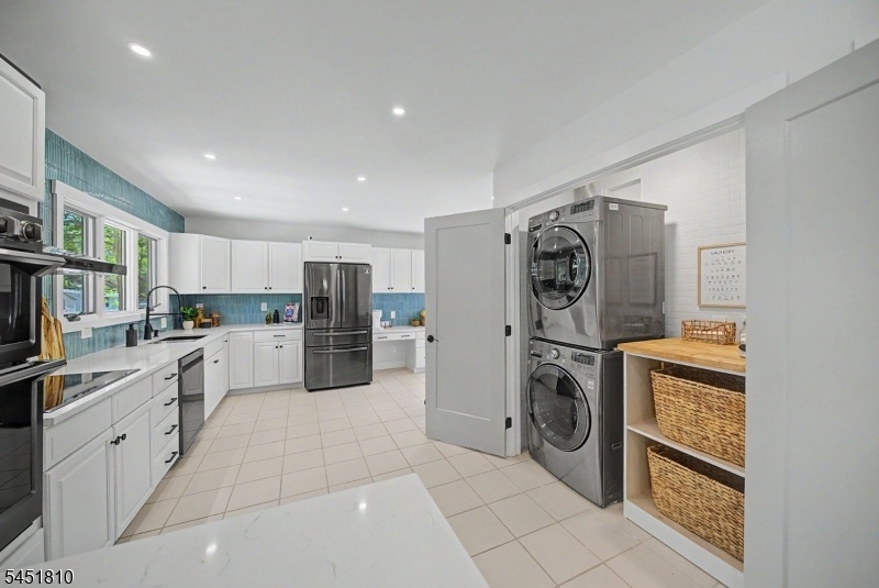 Kitchen with Laundry