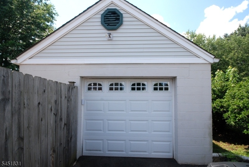 Over sized Garage