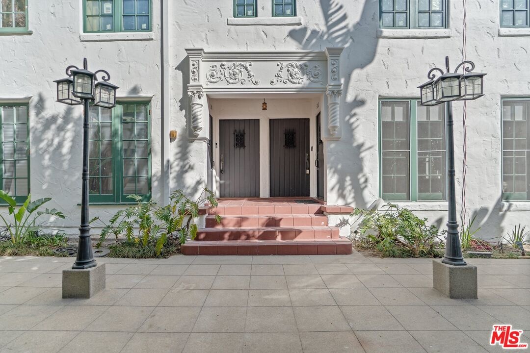 Classic 1920's Architecture