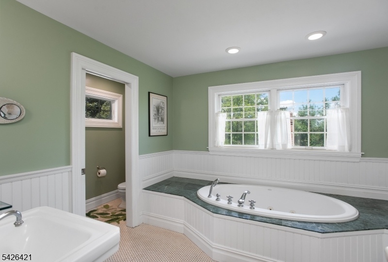 Primary Bath with Jetted Tub
