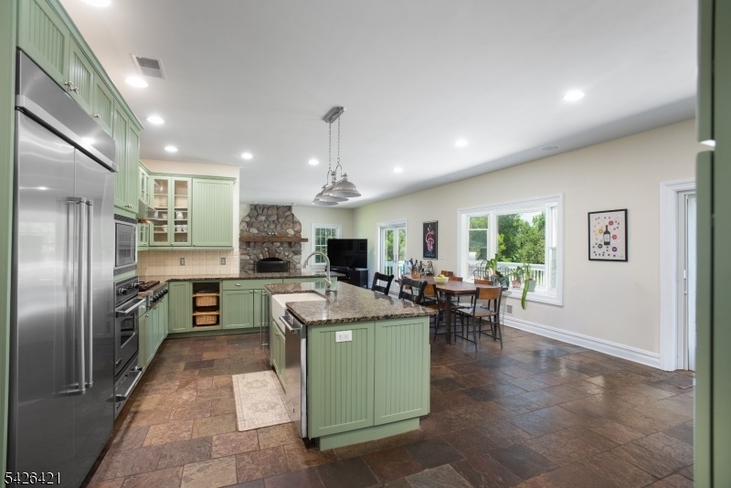 Renovated Kitchen and Fam Room
