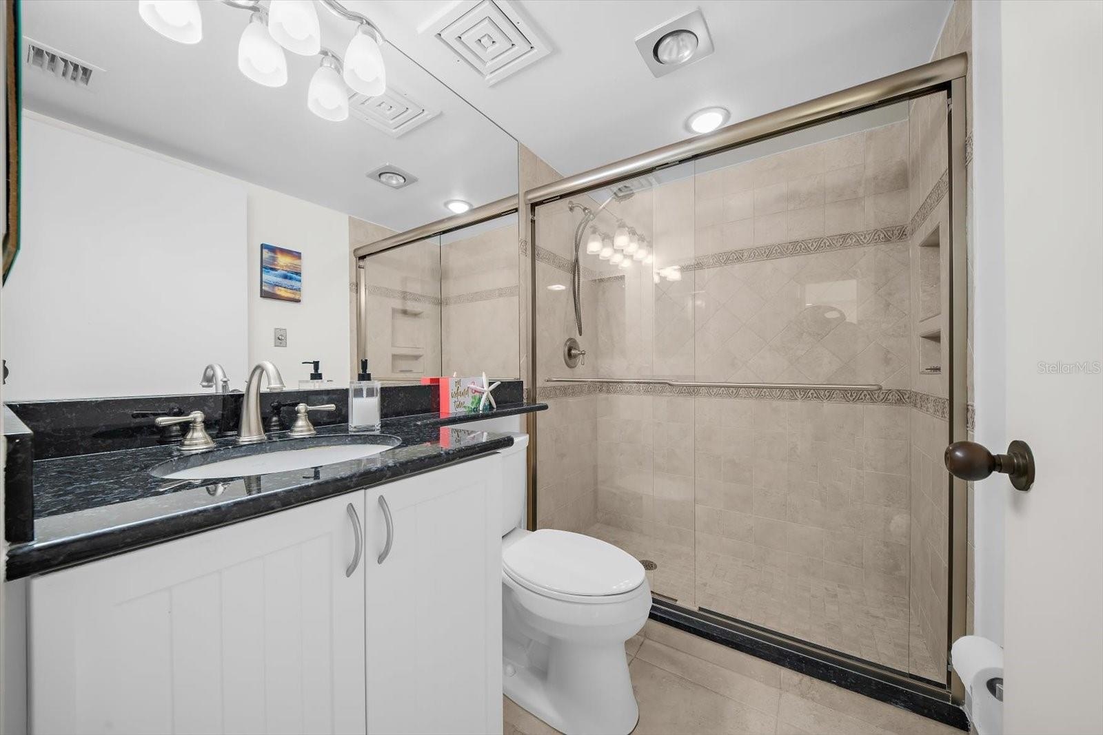 2nd Bathroom