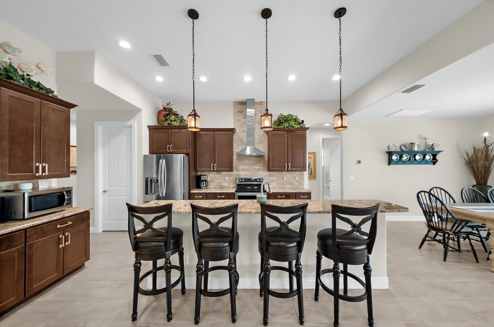 Prized Eatiing Space In Kitchen