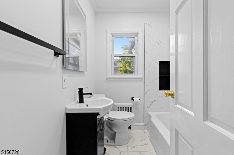 1st fl Bathroom