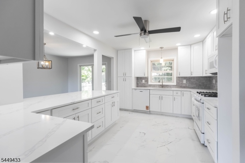 Kitchen1
