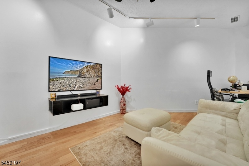 Loft/Flex Space