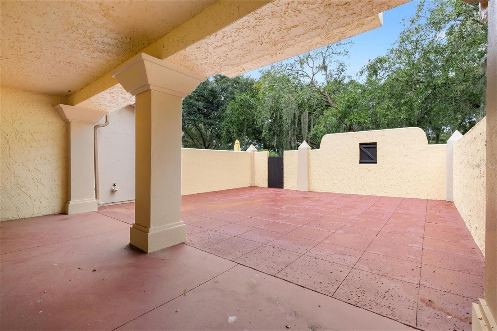 1st Floor-Private Courtyard