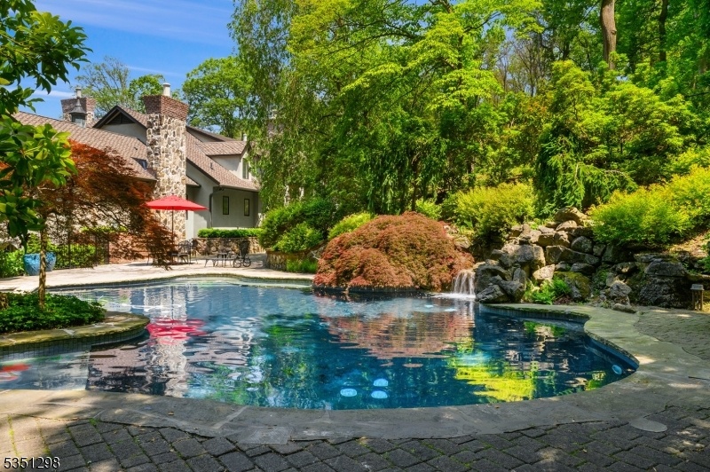 Gorgeous Gunite Pool