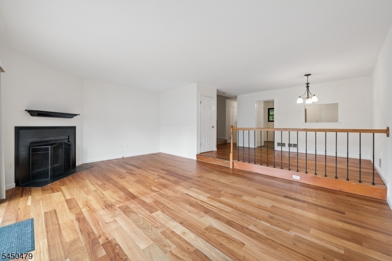 Living Rm