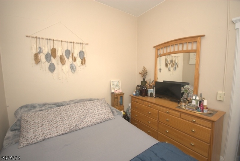 Bedroom 1 of 2