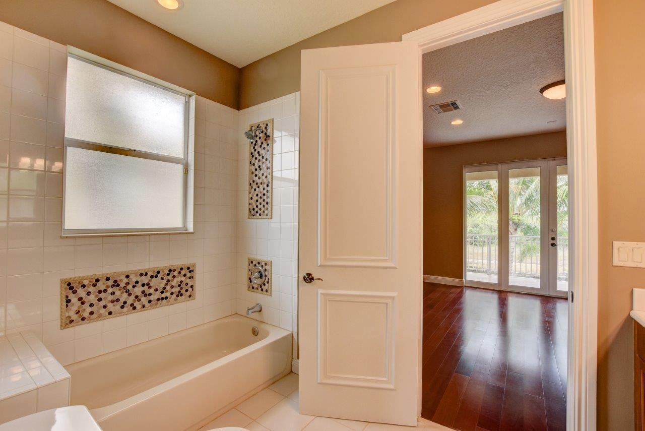 Bathroom off Loft Area and Bedroom # 3 Upstairs