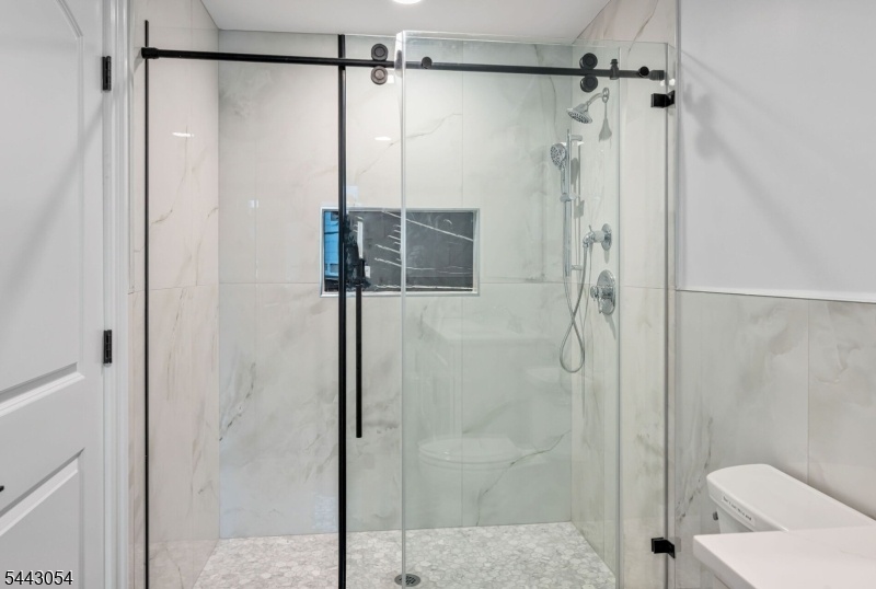 Primary shower