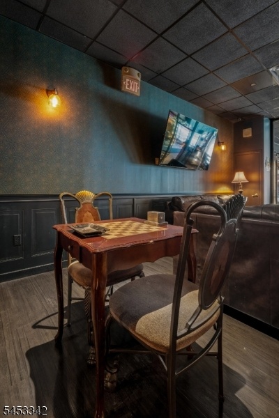 Cigar Lounge