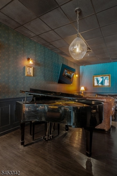 Cigar Lounge