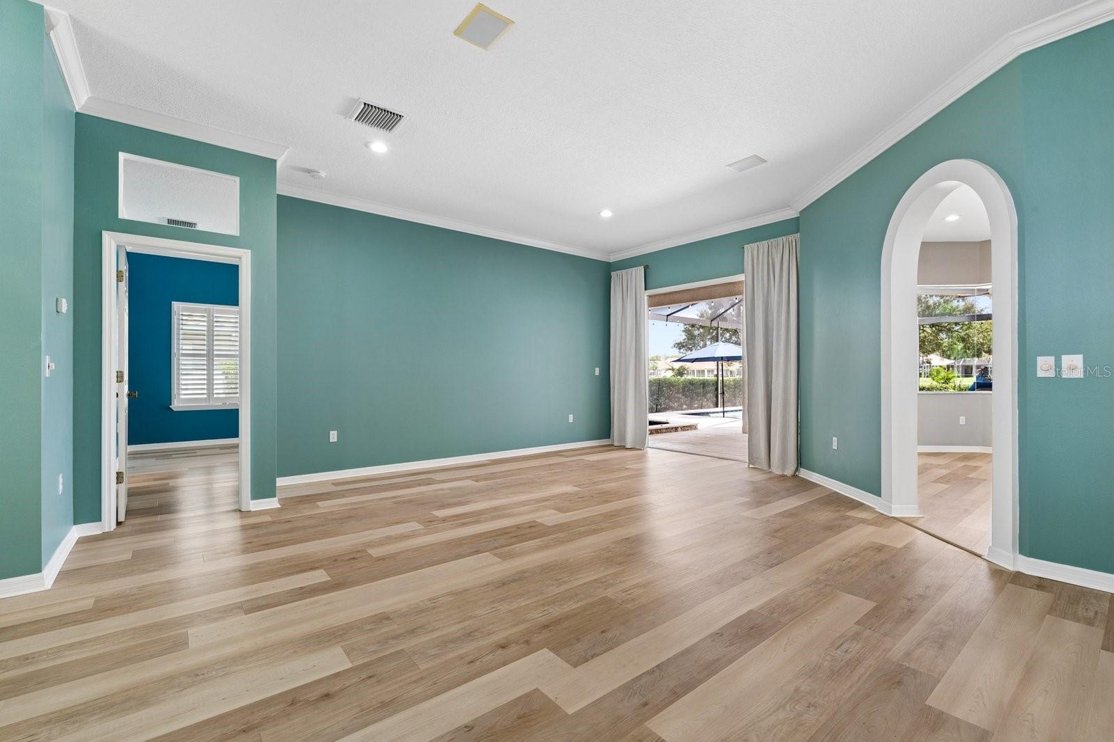 Dining to Living Room
