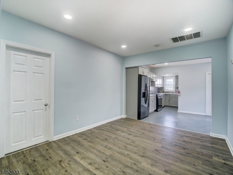 Unit 2: Living room