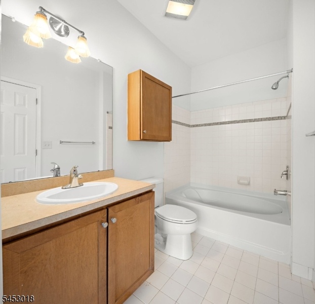 Bathroom1