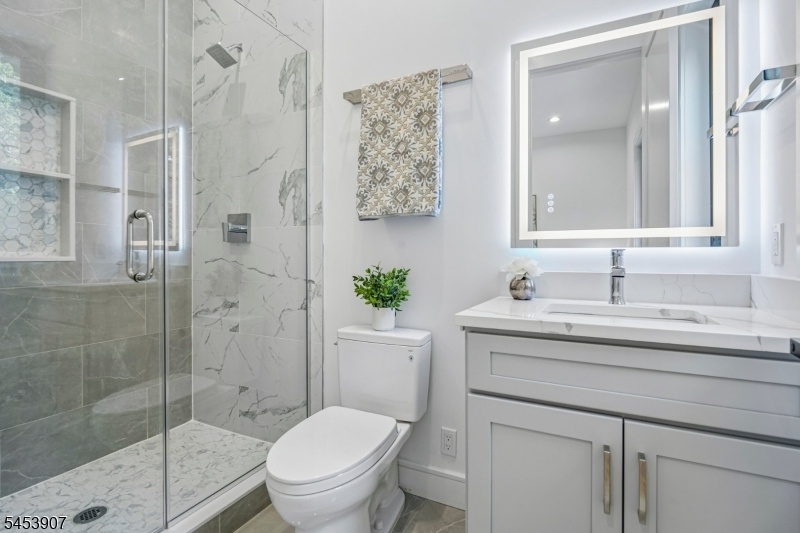 First Floor Guest Bath