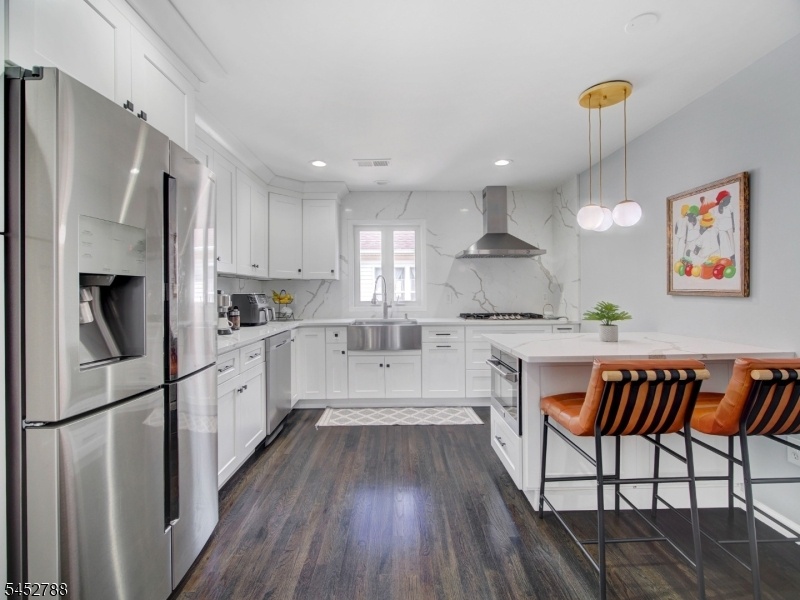 Eat in Kitchen