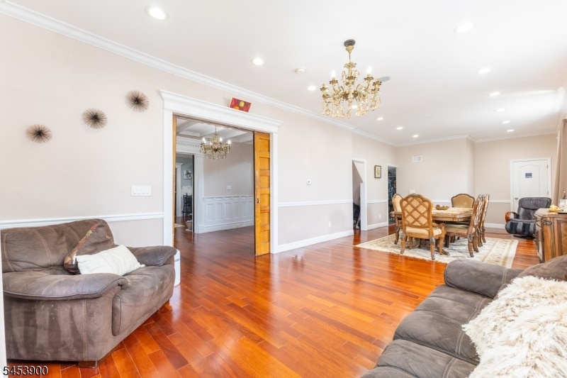 Living/Dinning Rm