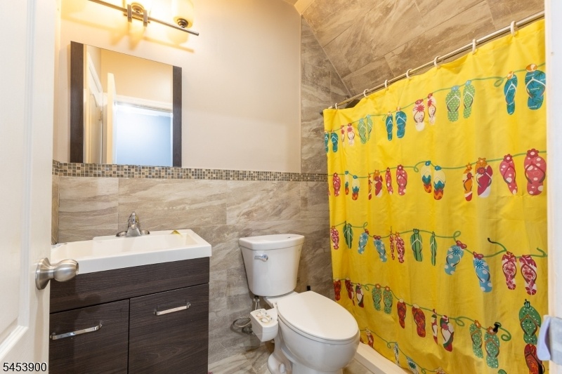 2nd Floor Bath 2