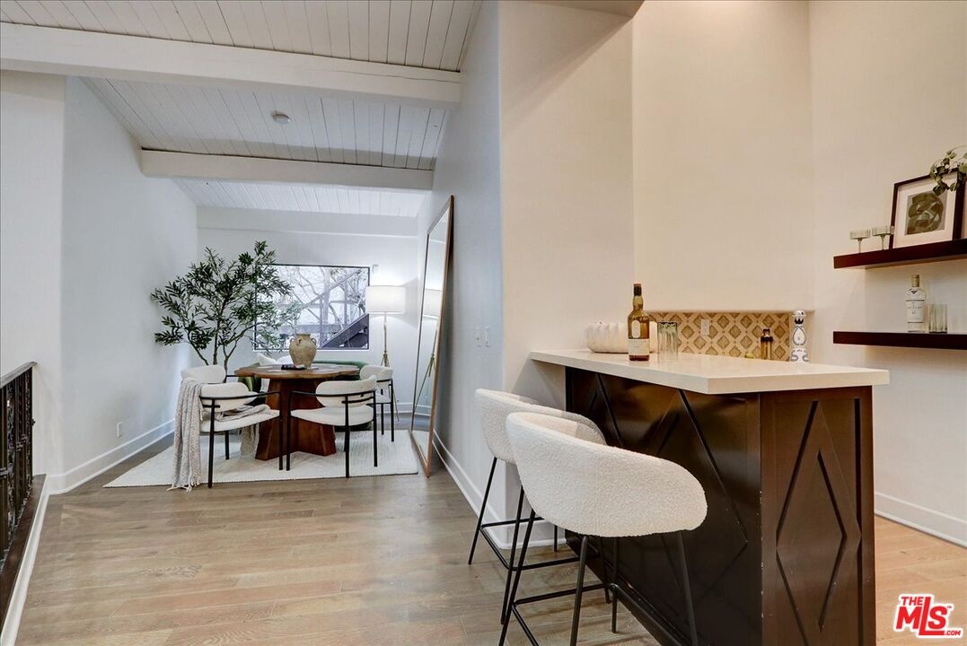 Wet Bar card room