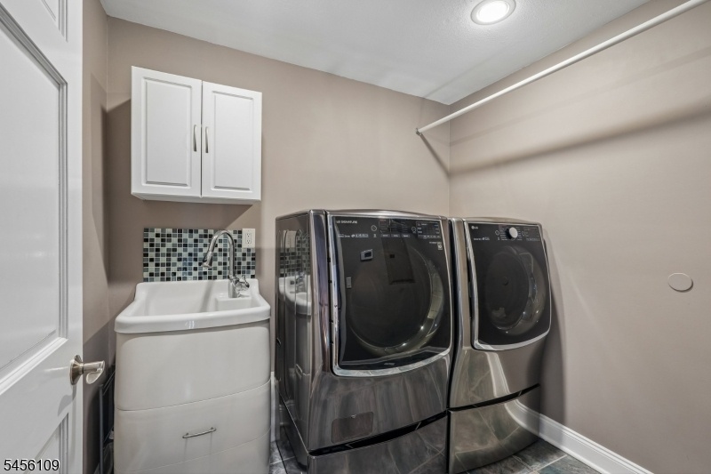 2nd Floor Laundry