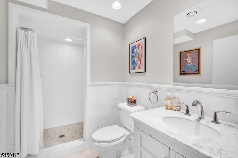 Lowel Level Bathroom