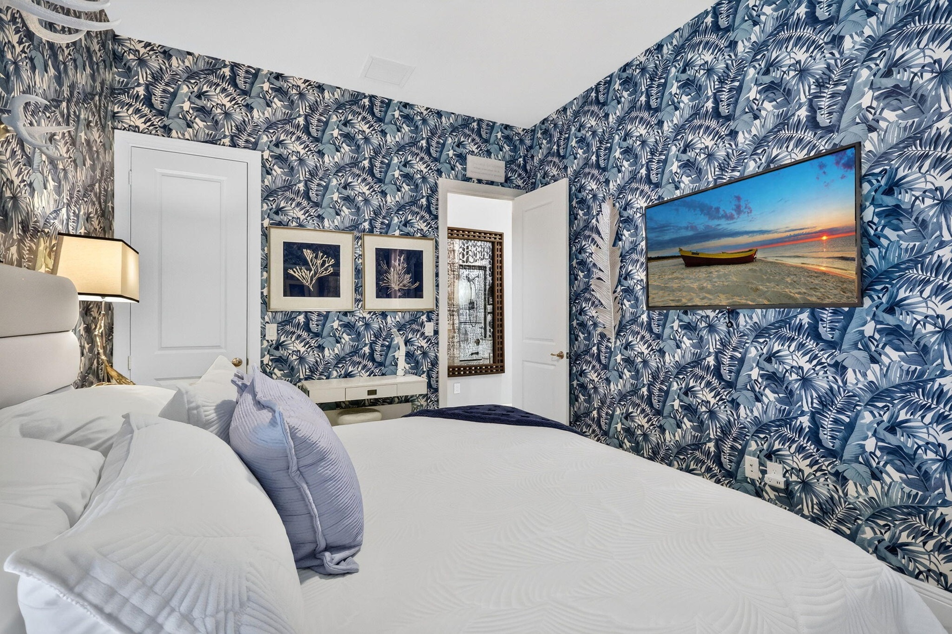 Lovely Second Ensuite Guest Bedroom with large closet and full bath ensuite.