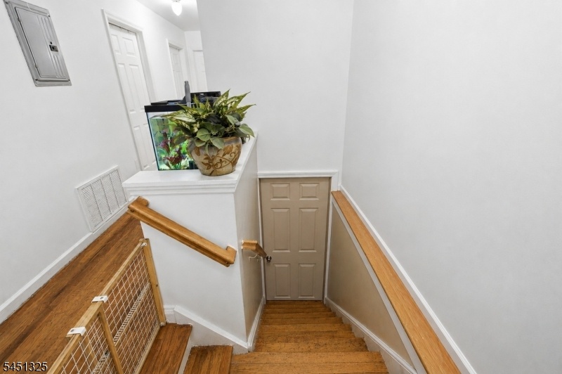 Entry to Lower Level