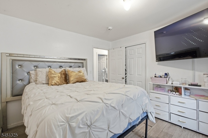 1st floor 2nd Bedroom