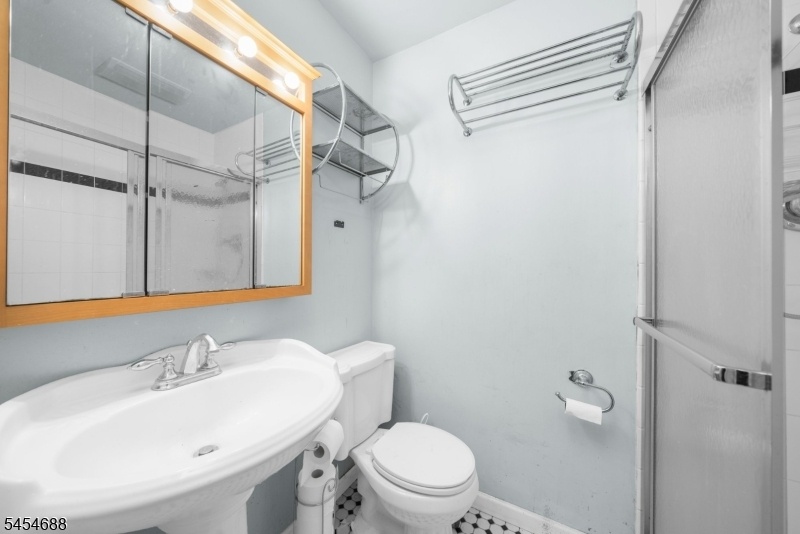 2nd Primary Bathroom