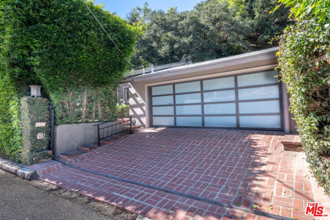 Gated Driveway