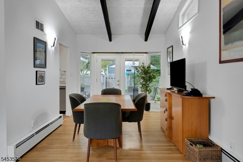Dining room French dr to patio