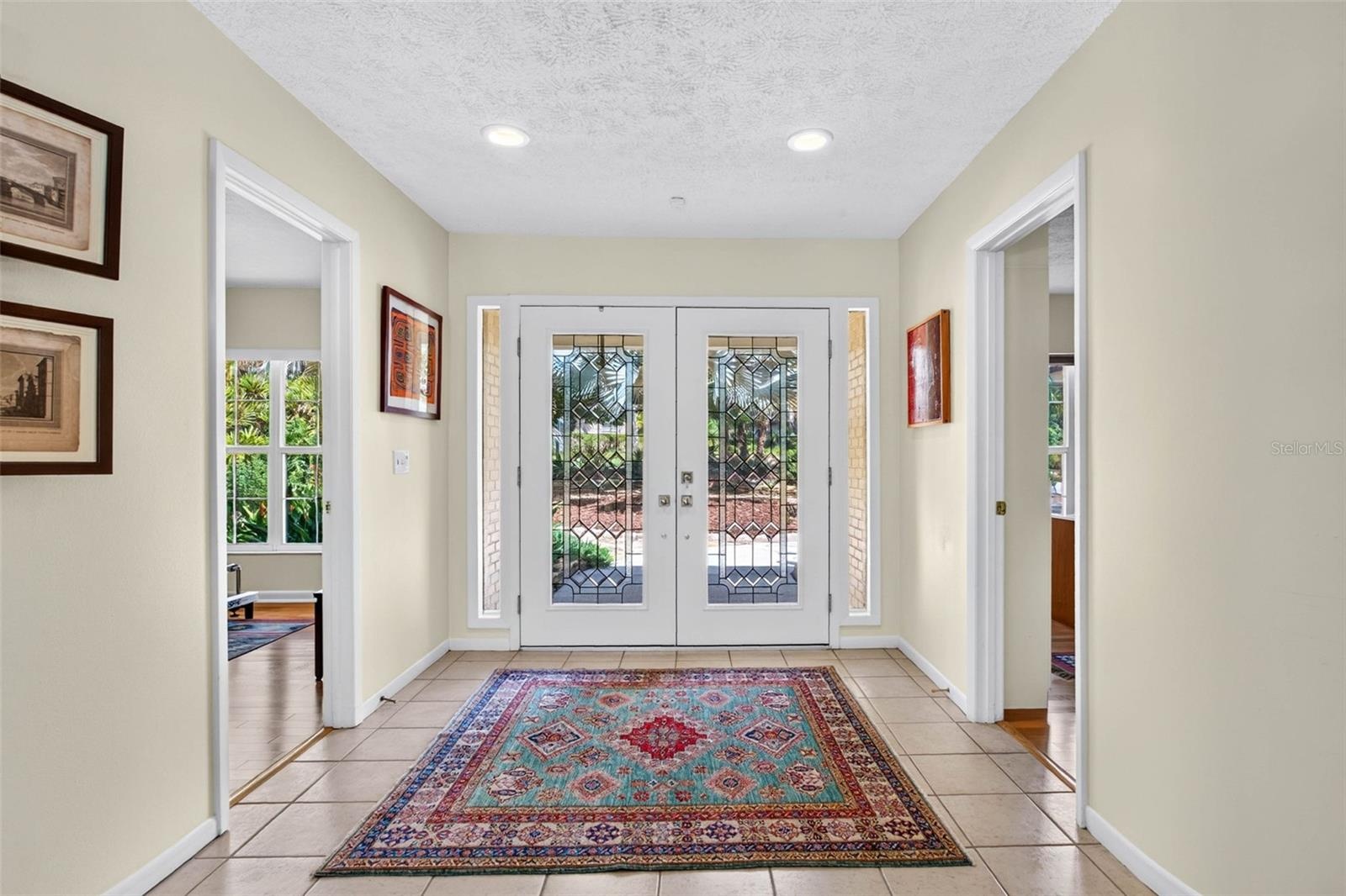 foyer - double door entry