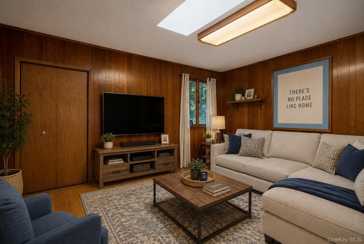 Virtually staged flex room
