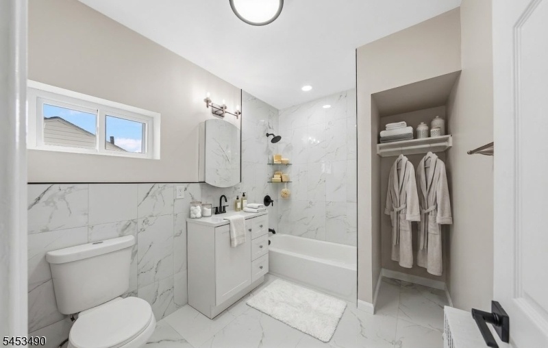 Bathroom Virtually Staged