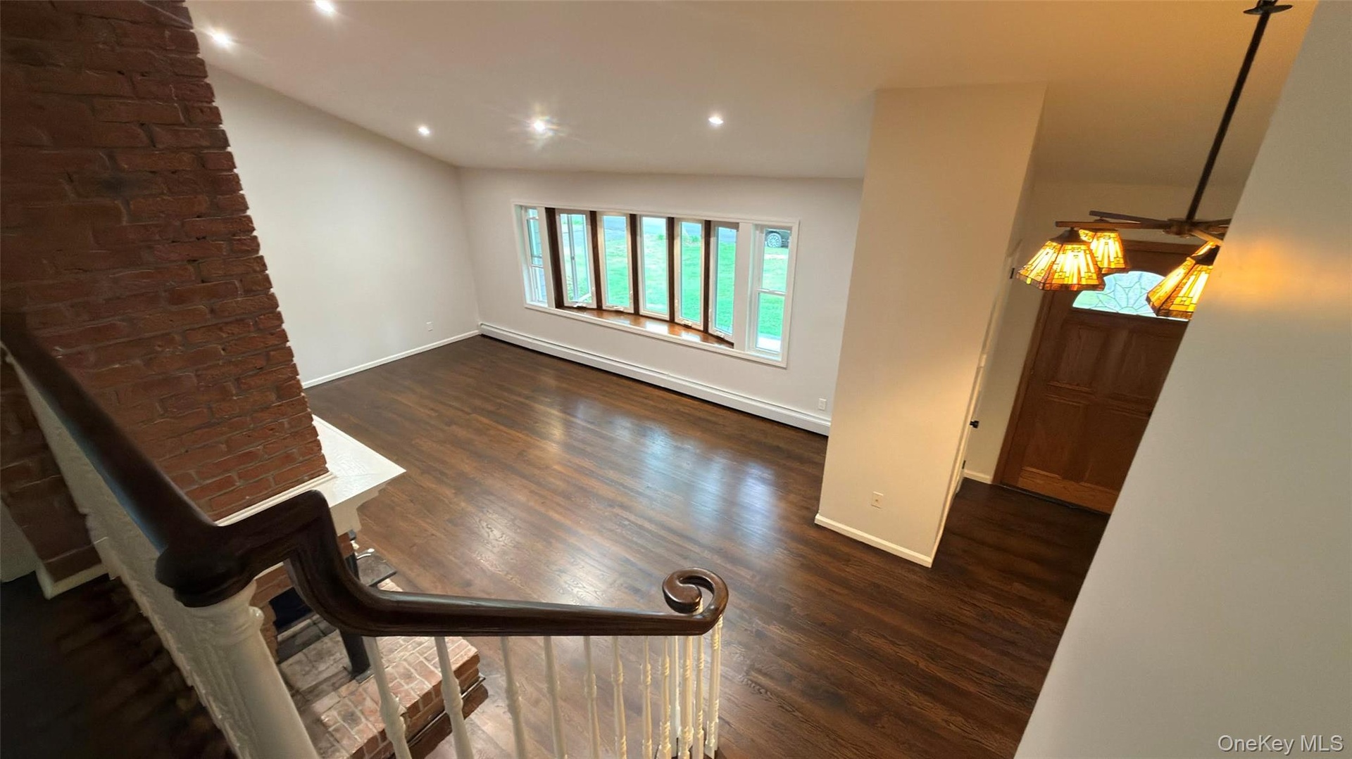Open, inviting, spacious, welcoming!
