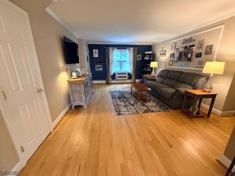 LivingRoom3