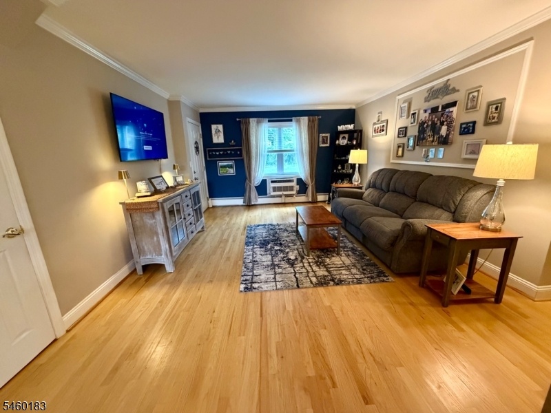 LivingRoom2