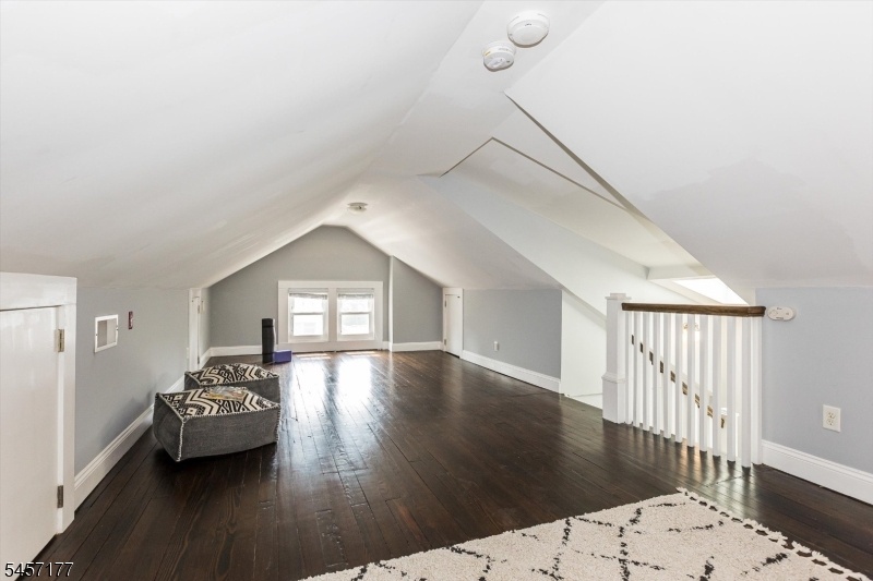 Third floor flex space