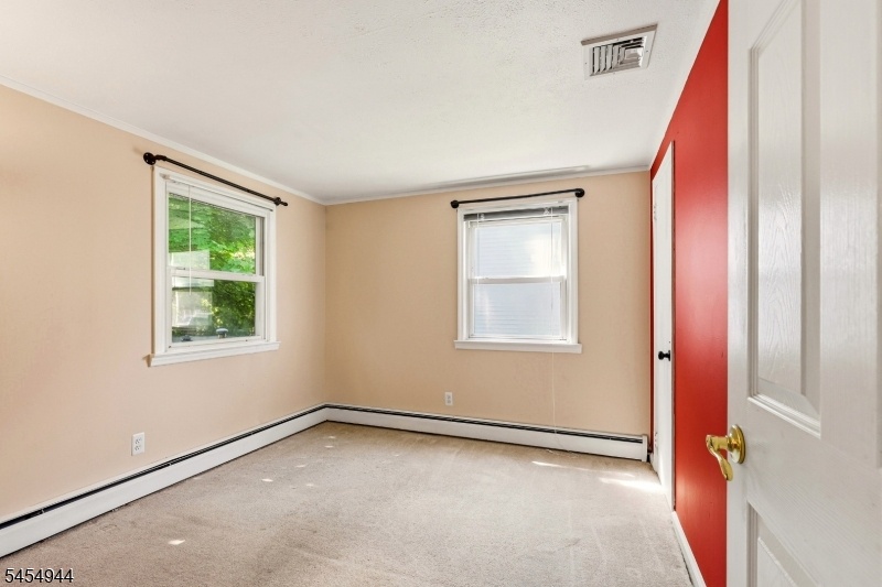Bedroom4