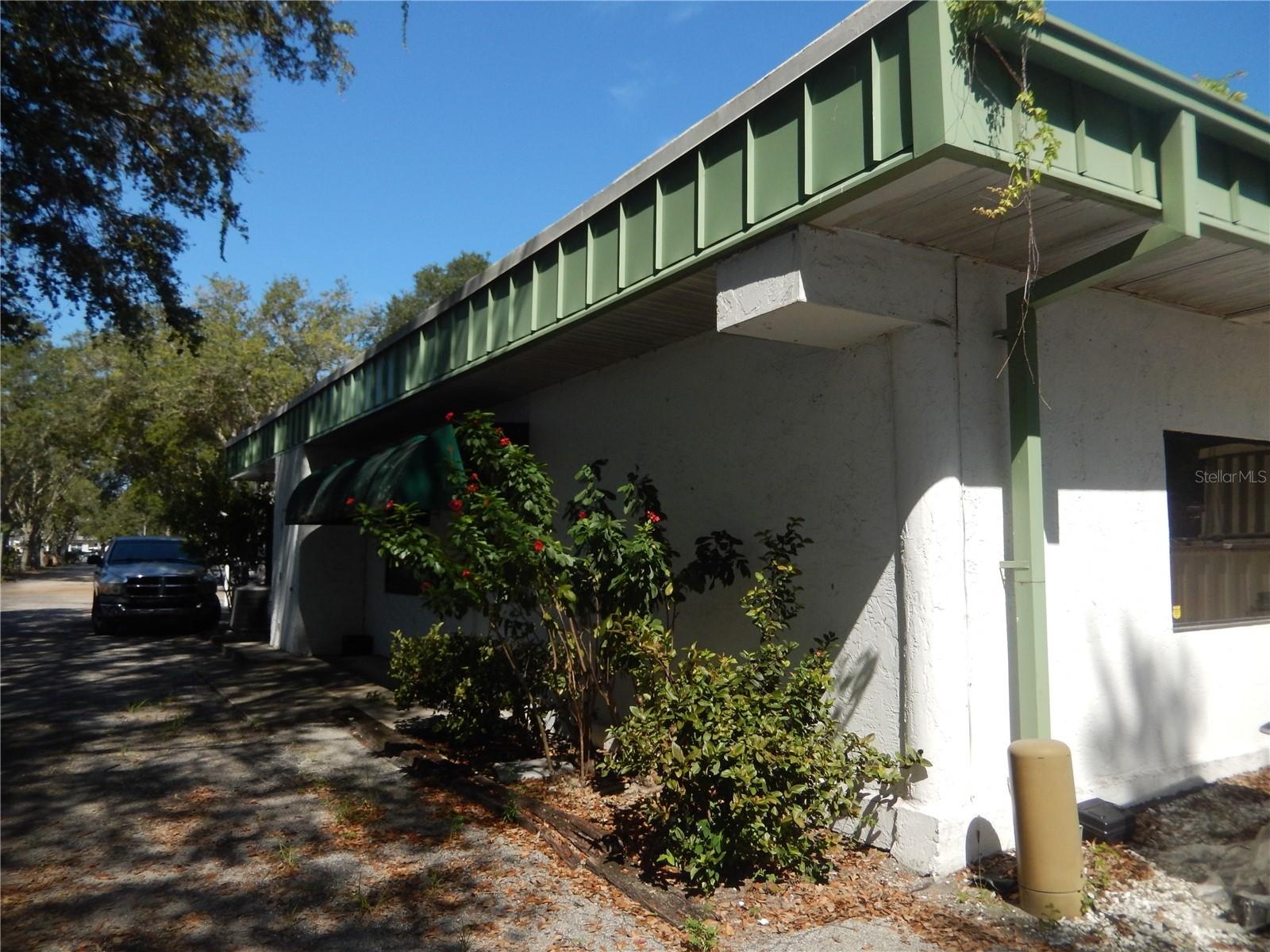 2017 - South side view