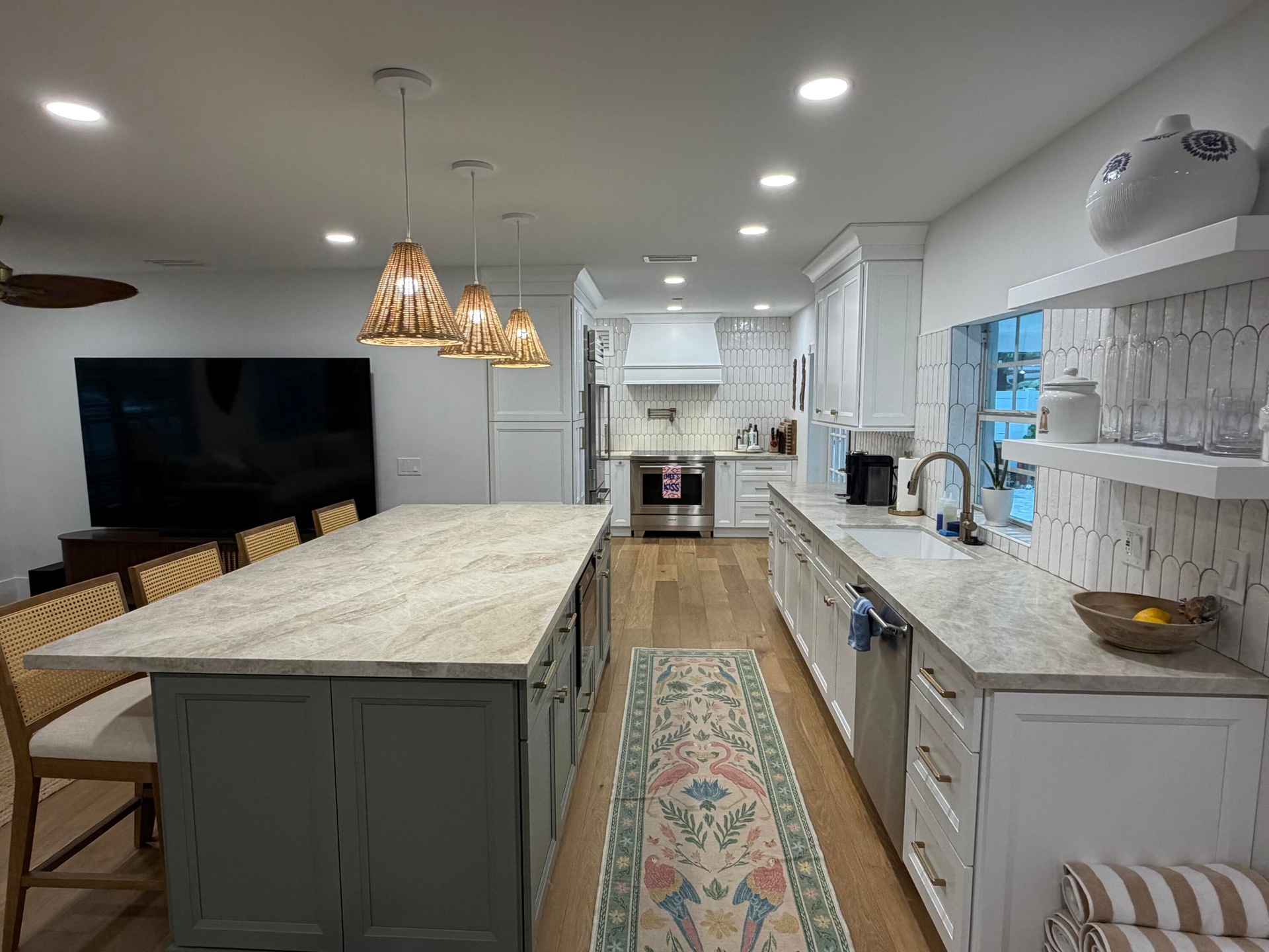 great kitchen work space