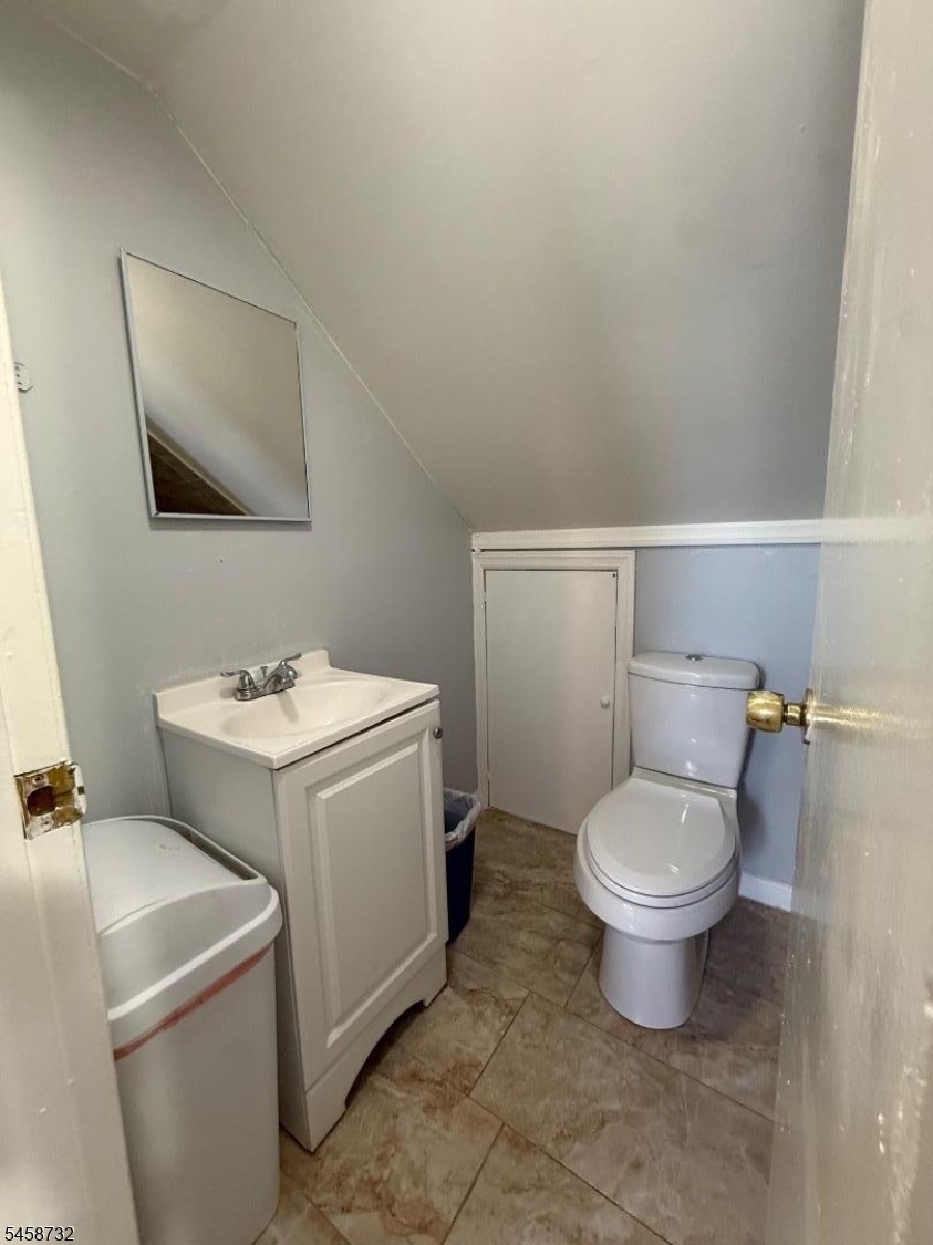 3rd floor bathroom