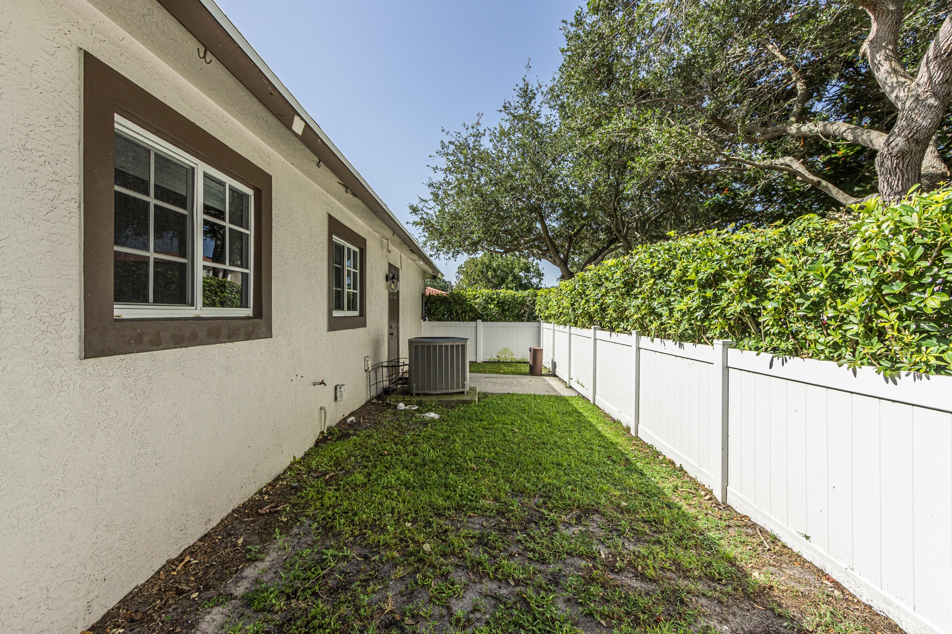side yard