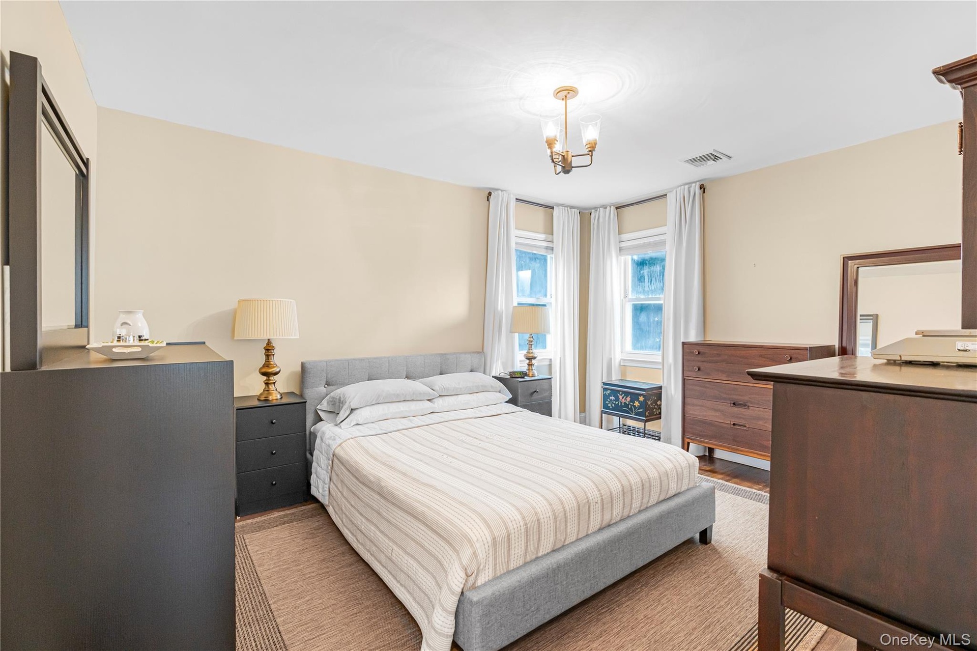 1st Fl Bedroom