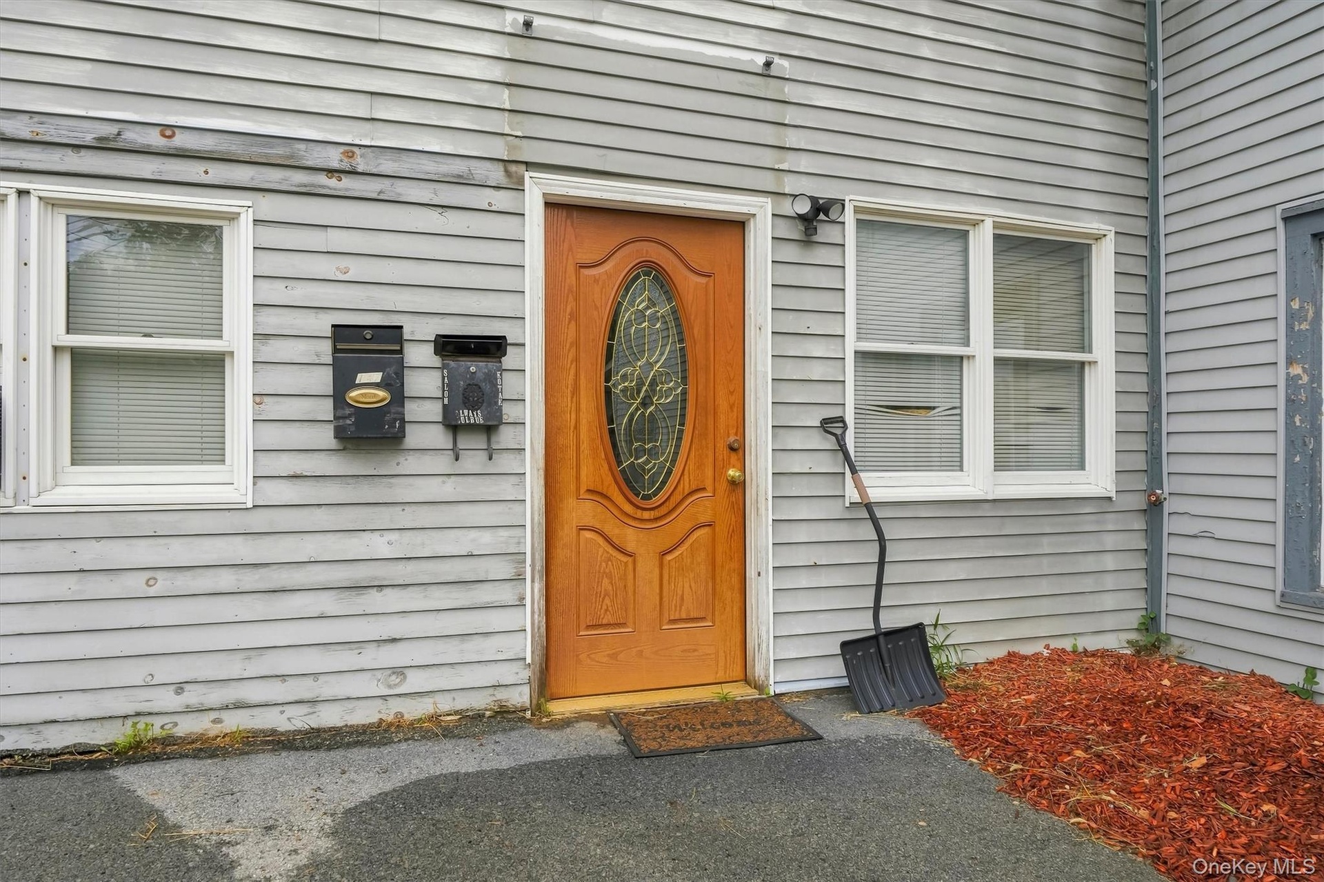 APARTMENT - Separate exterior entrance to the apartment.