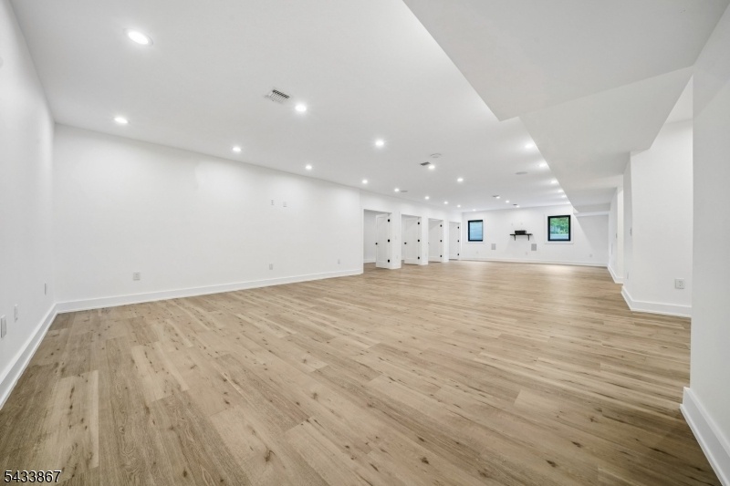 Large Recreation Room