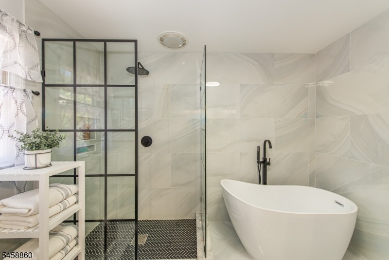 New bath S/S and soaking tub